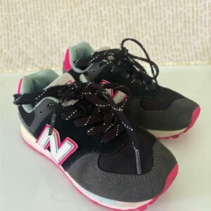 New Balance Kids' Black and Pink Sneakers